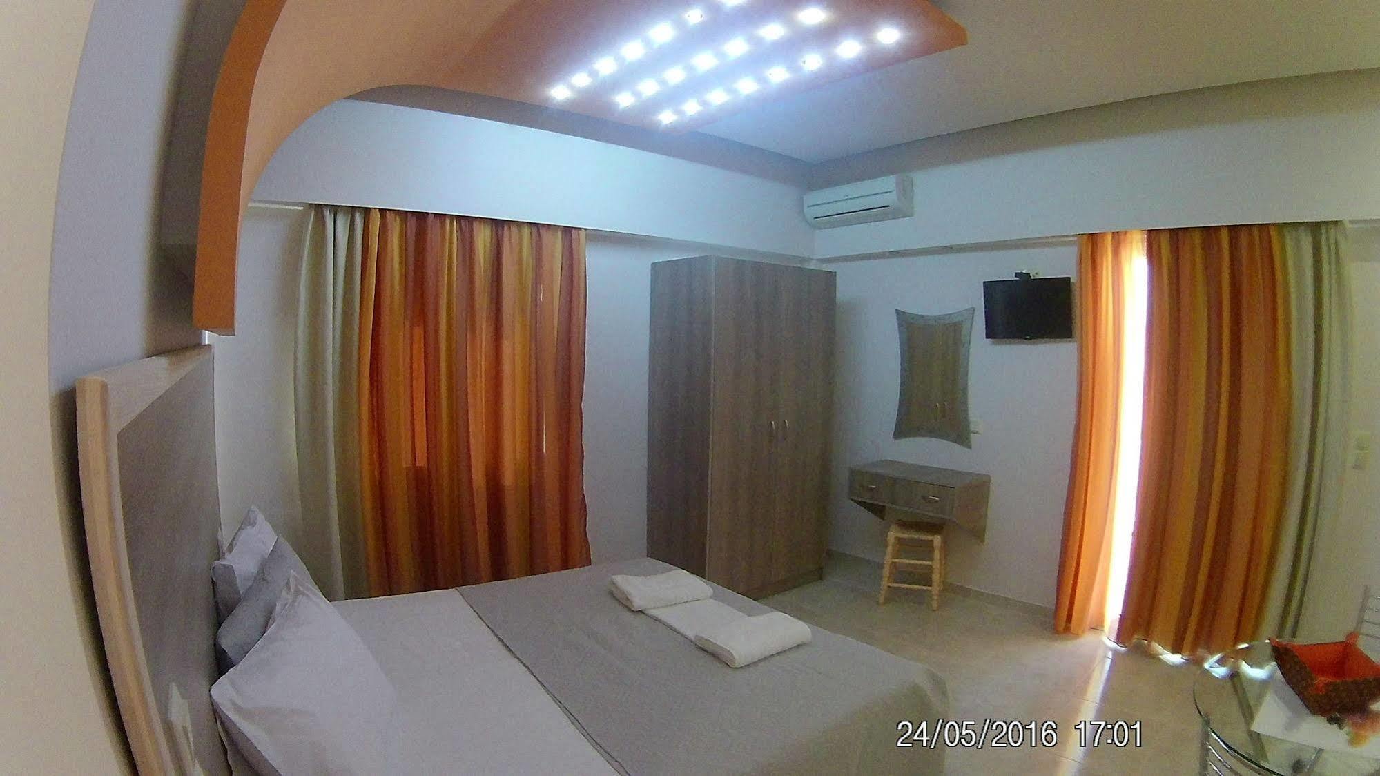 Sirena Apartments Агия-Пелагия  Экстерьер фото